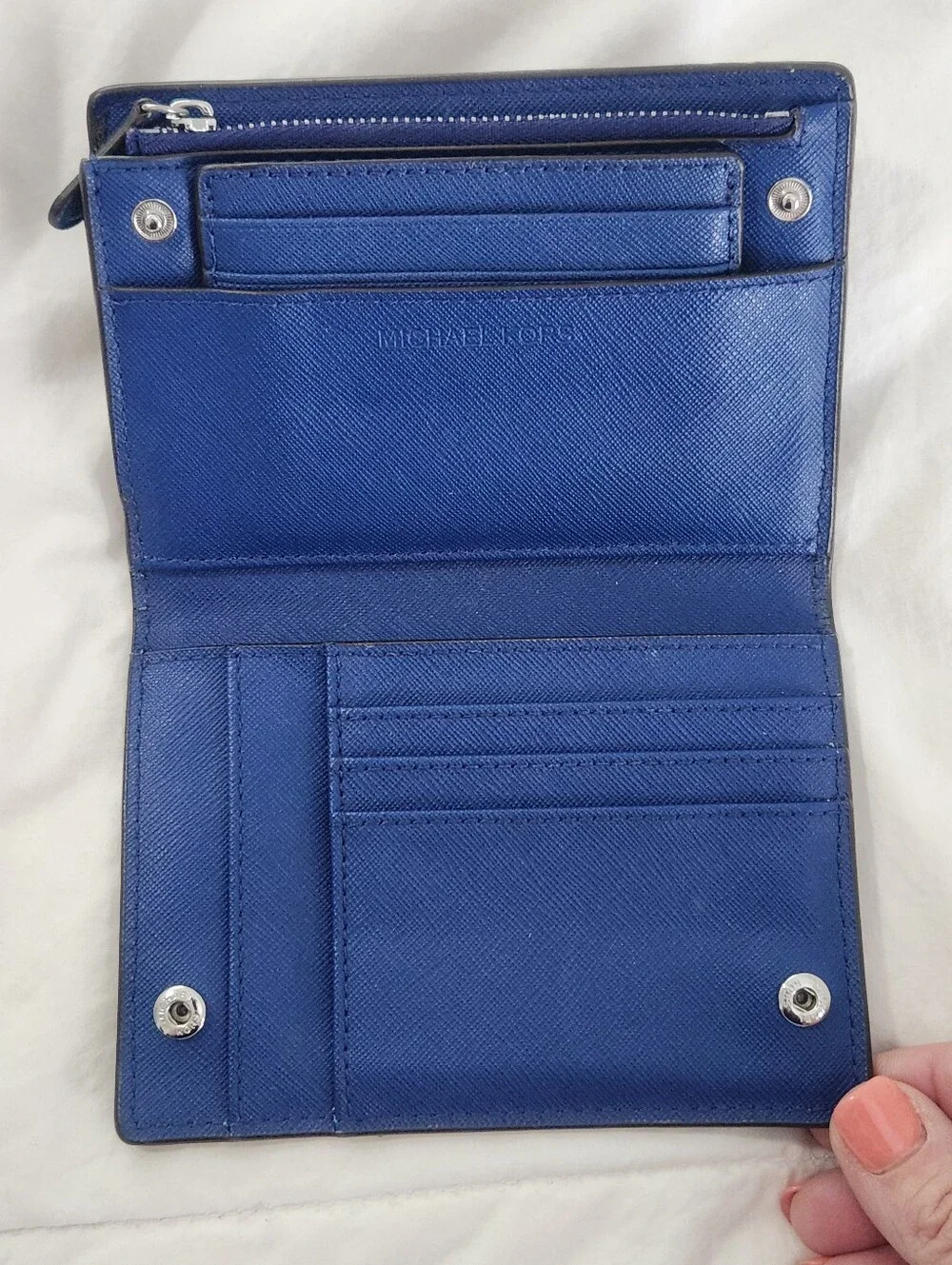 Michael Kors Jet Set Travel Saffiano Leather Bifold Zipper Wallet Blue